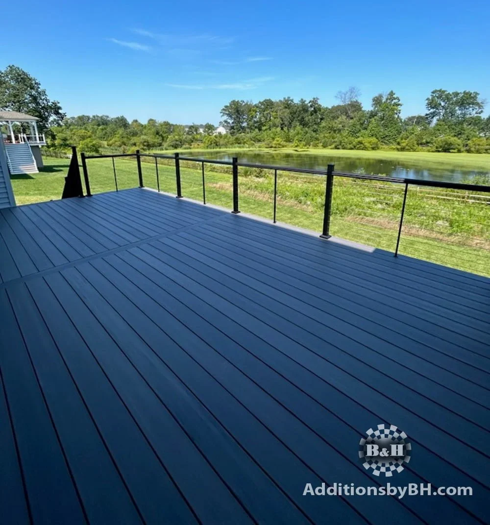 Custom Decks and Patios - Image 2