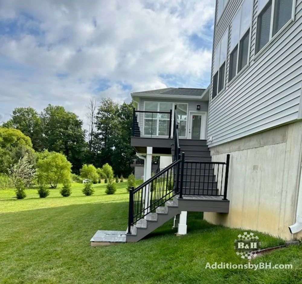 Custom Decks and Patios - Image 3