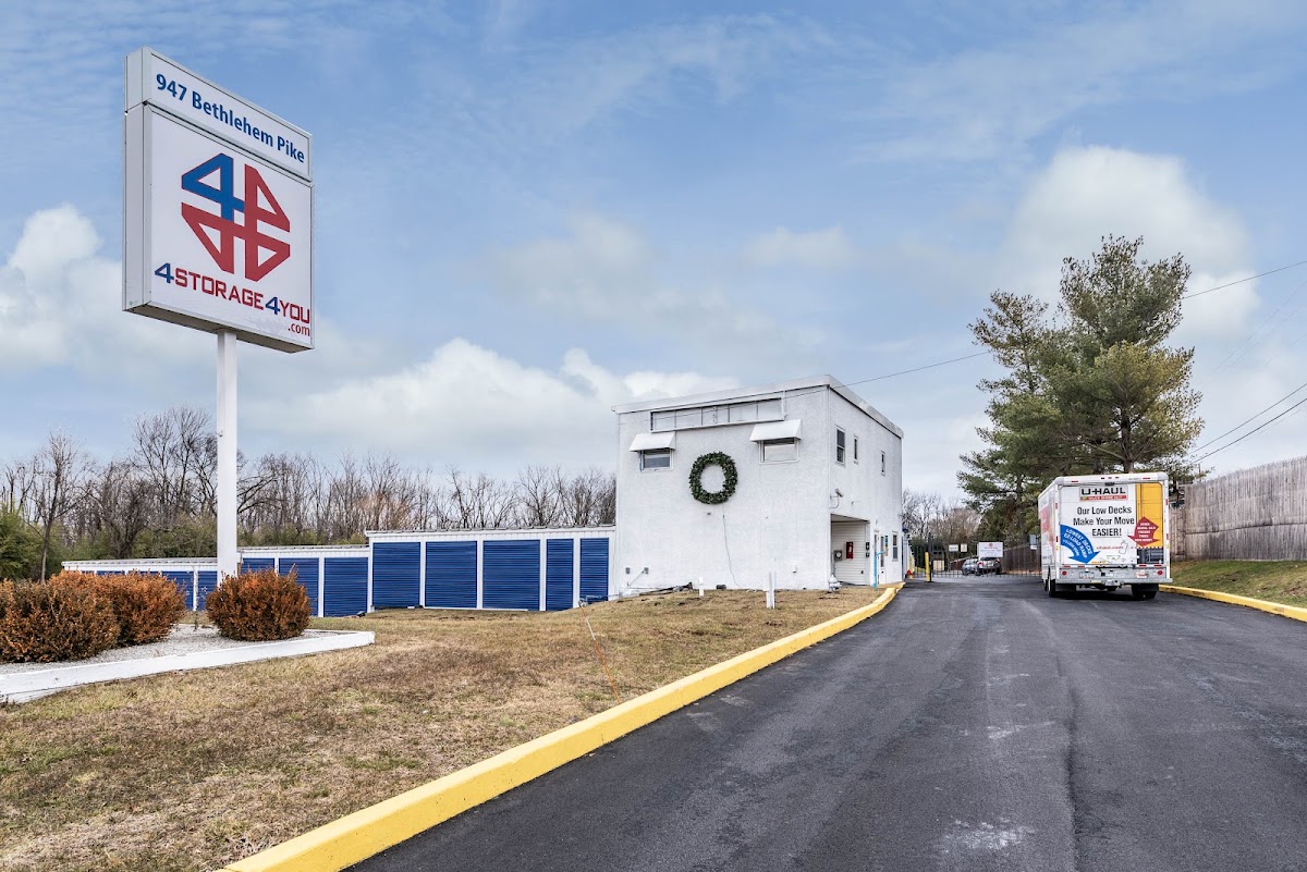 4 Storage - Montgomeryville