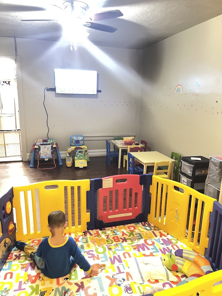 Mi escuelita daycare LLC