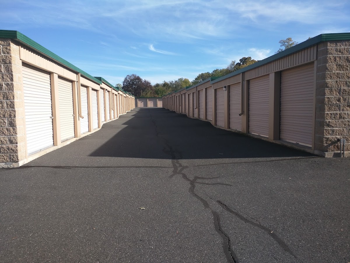 East Penn Self Storage: Center Valley