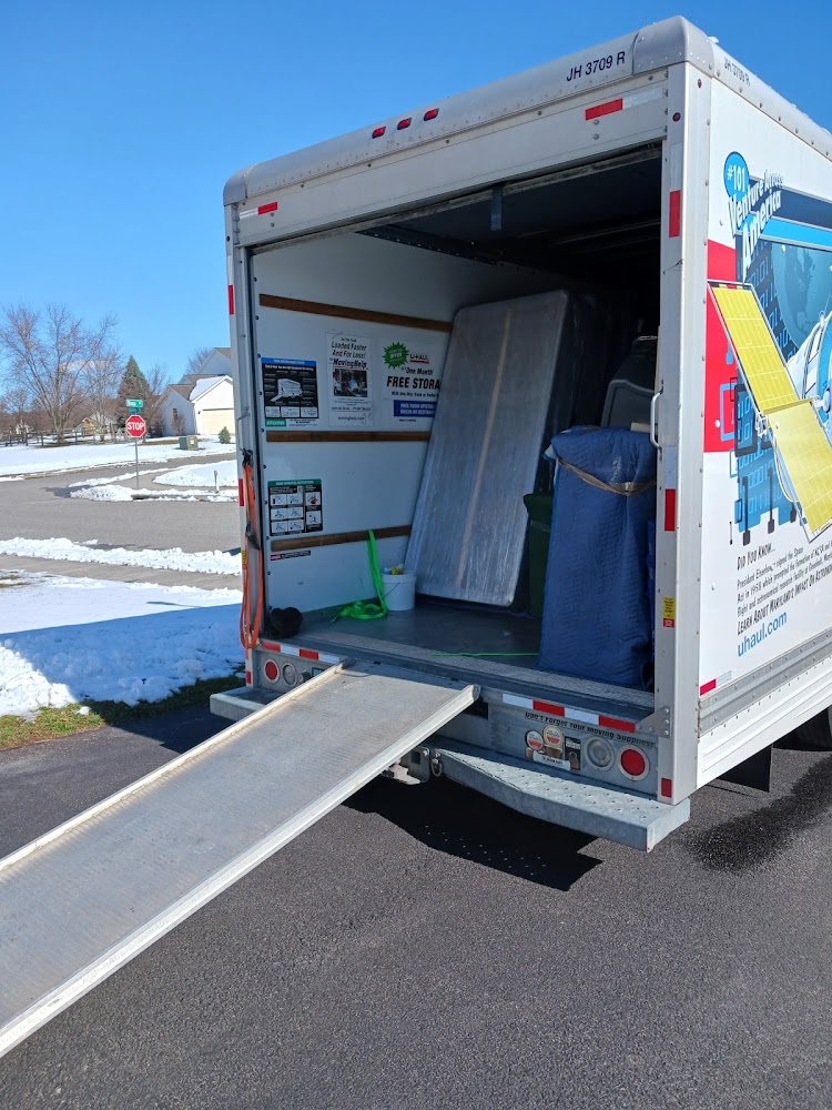Mozer Moving