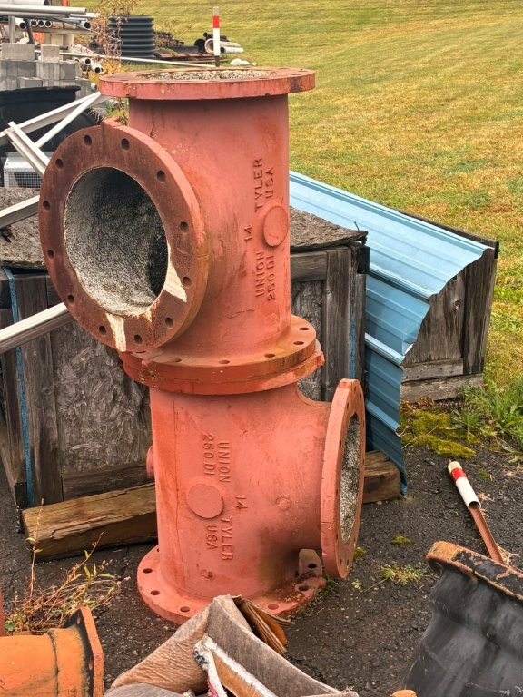 14'' Flanged T Fitting