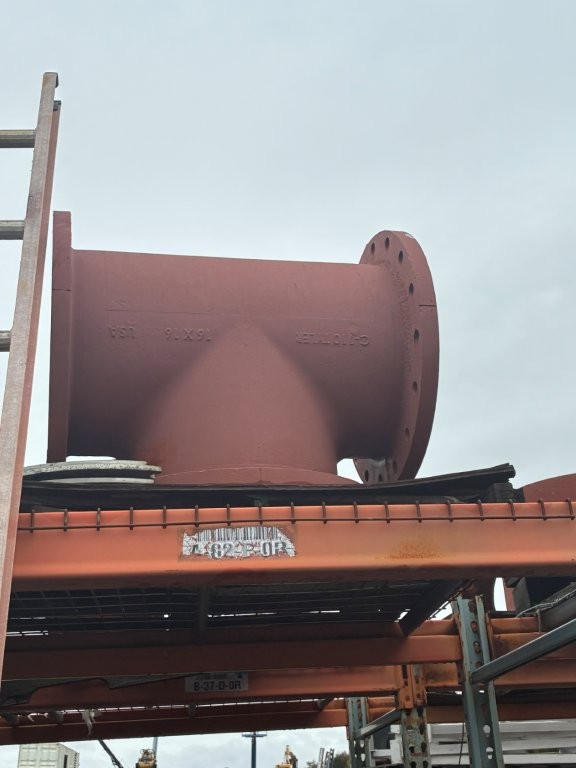 Flanged T