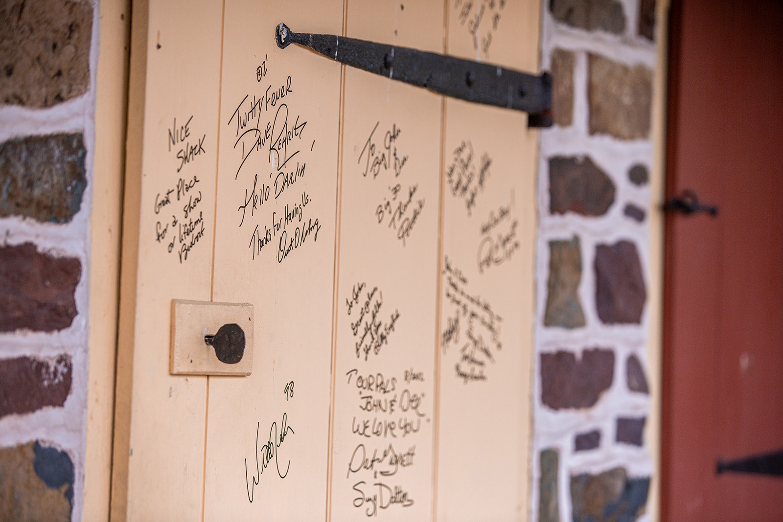 A barn wedding at The Museum at Hoppenville
