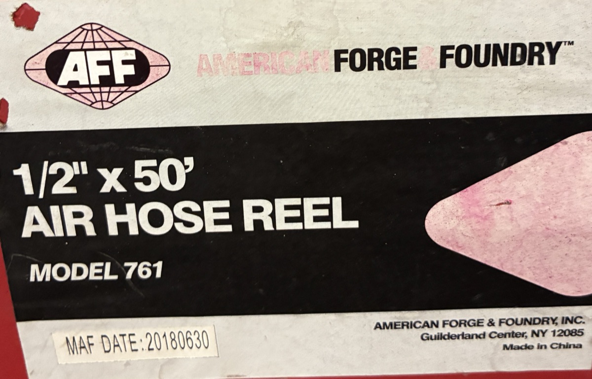 1/2" x 50' Air Hose Reel — 300 PSI — image 3