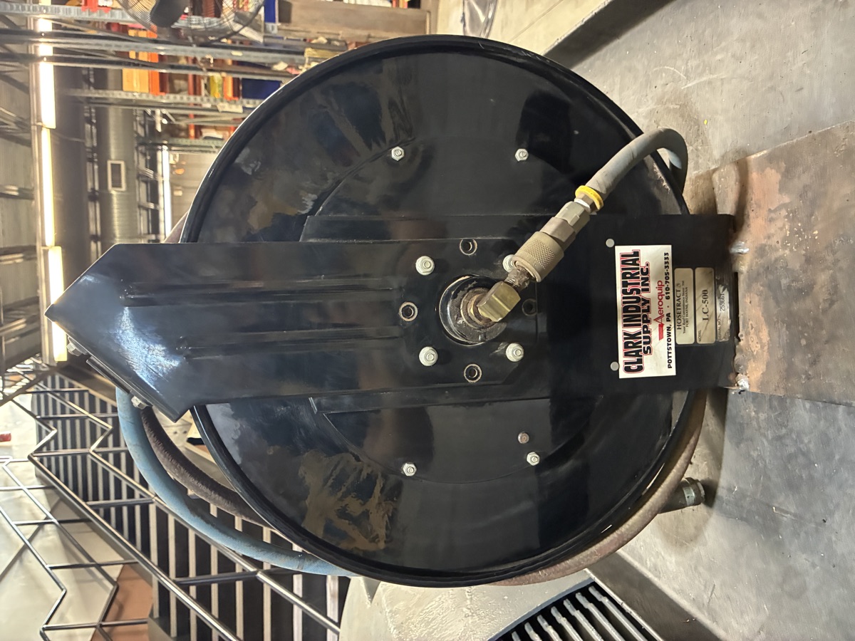 1/2" x 50' Air/Water Hose Reel